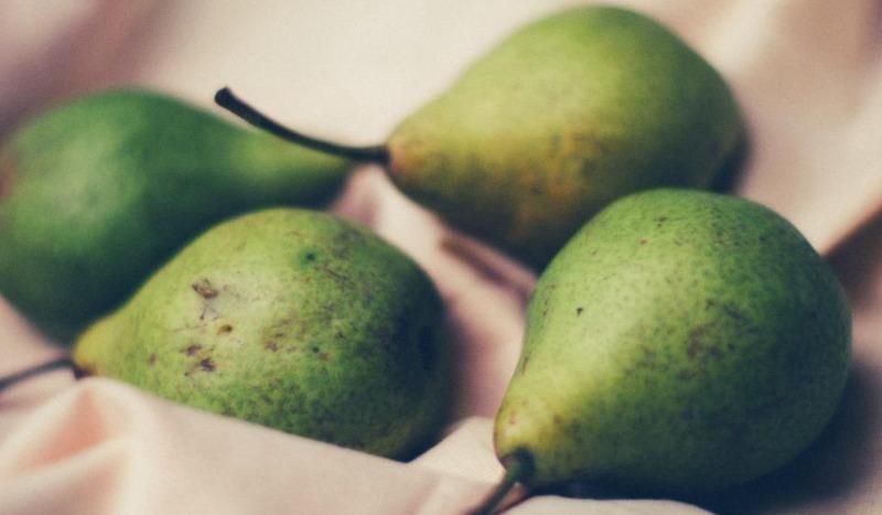 5 причин, чому варто з'їсти грушу прямо зараз