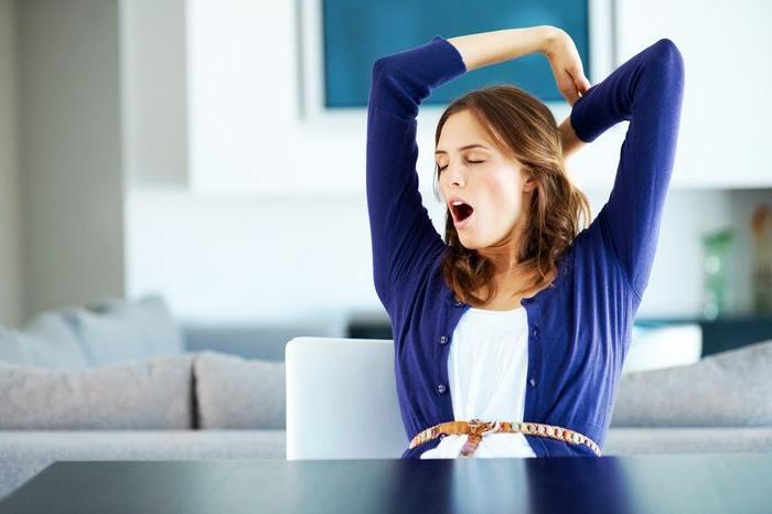 Специи, витамины и не только: что взбодрит вас осенью, когда постоянно хочется спать