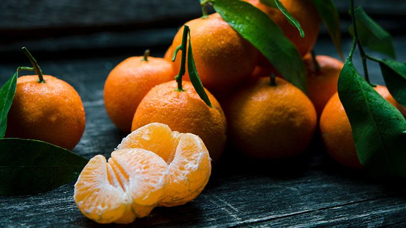 Як правильно обрати мандарини: поради, які збережуть ваше здоров'я 