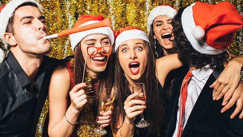 Напої на Новий рік: рецепти алкогольних коктейлів, які зможе приготувати кожен 
