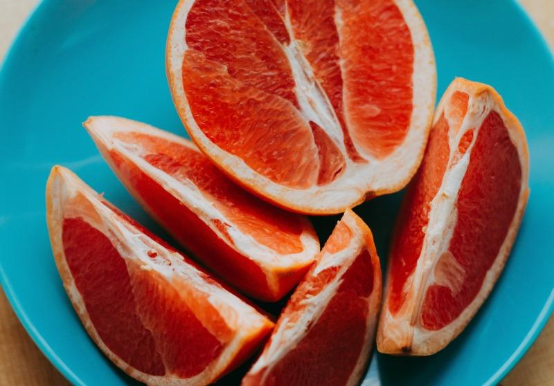 Какие продукты портят зубы хуже, чем конфеты