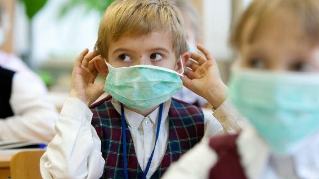 У Чернівцях з 8 лютого усі школи на карантині У Чернівцях з 8 лютого усі школи на карантині