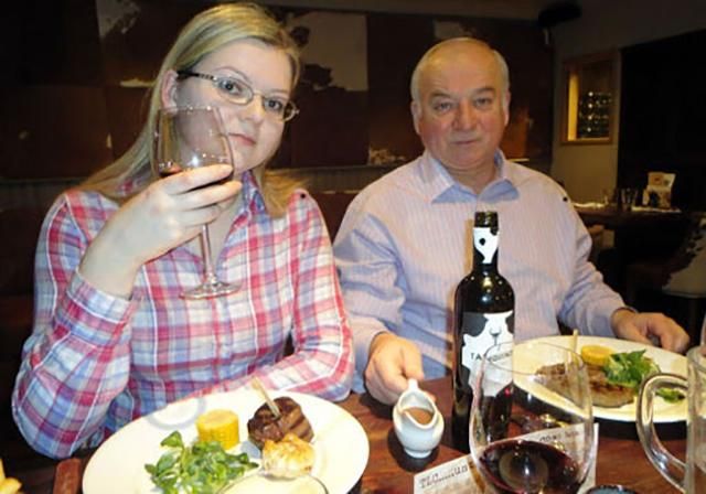 Отруєння Скрипаля: стало відомо про стан здоров’я батька та доньки Отруєння Скрипаля: стало відомо про стан здоров’я батька та доньки