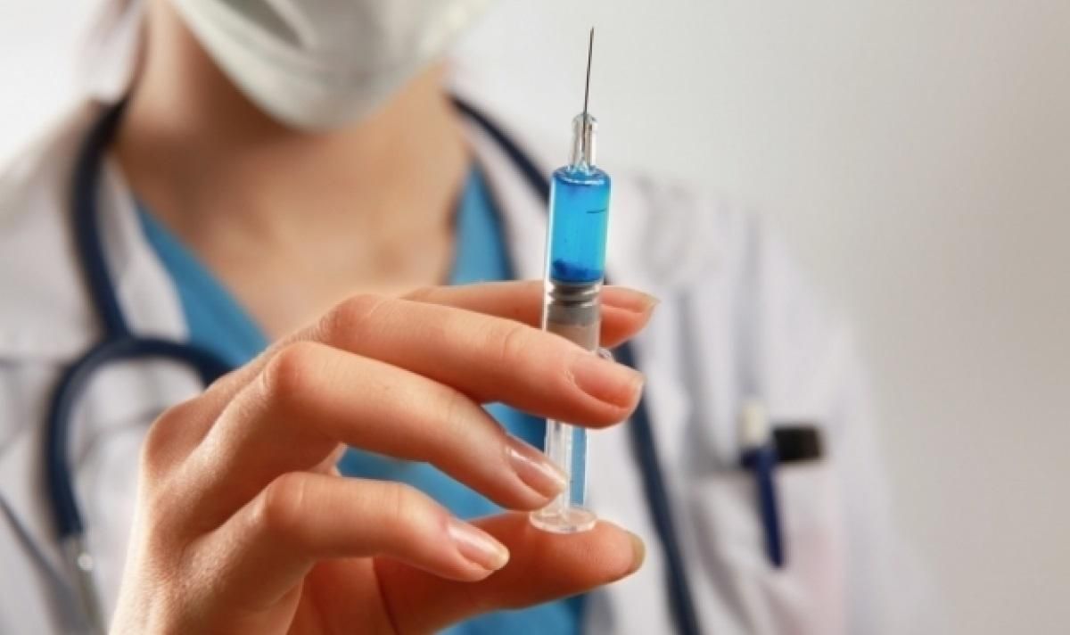 В Украину привезли большую партию вакцин