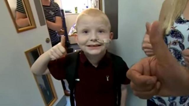 Хирурги провели уникальную операцию 7-летнему мальчику