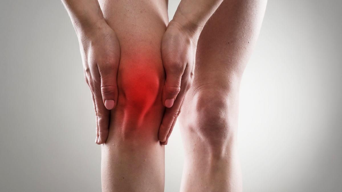 Як уникнути болю в колінах: медики назвали кілька способів