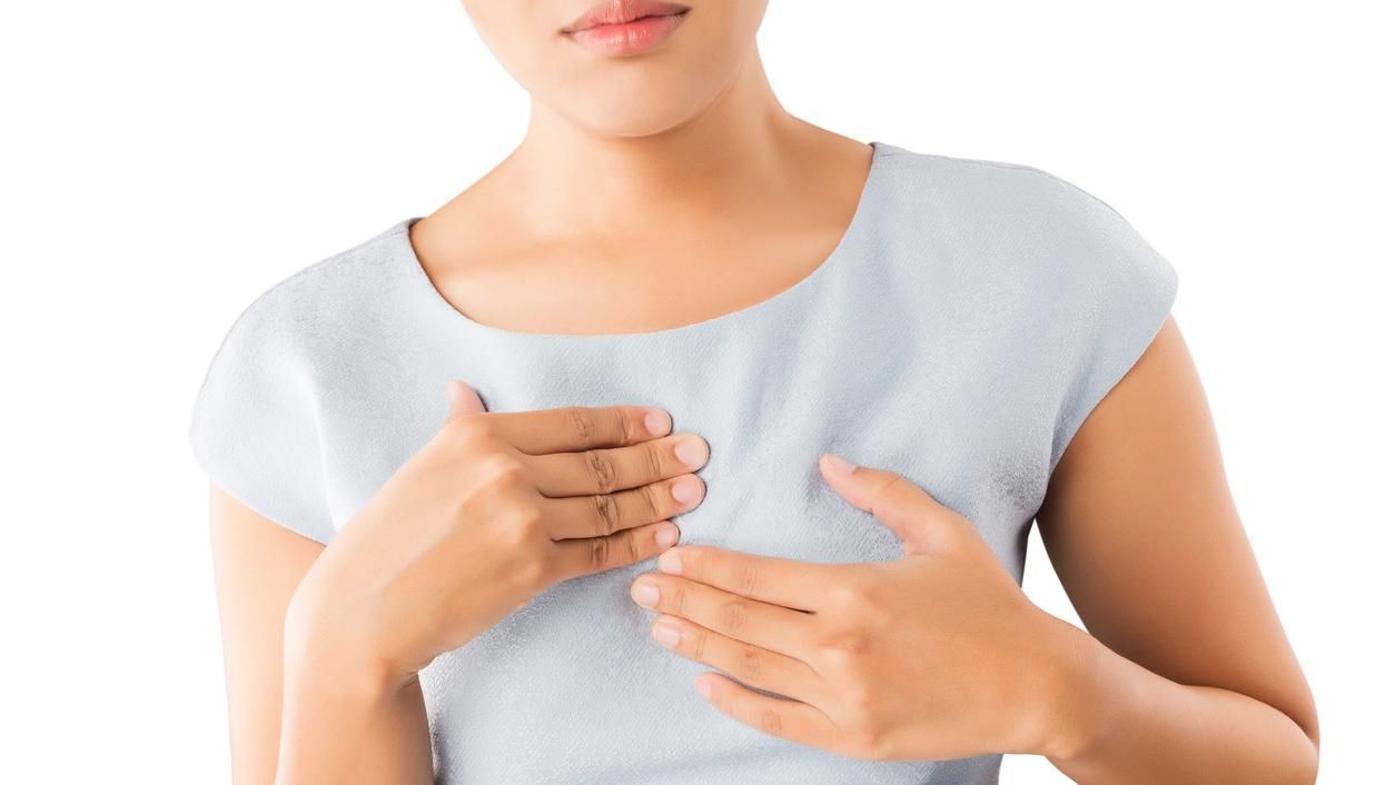 Почему возникает боль в груди: возможные причины - Здоровье 24