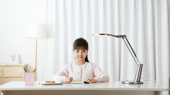 Xiaomi презентує настільну лампу Yeelight Eye Lamp Pro: чим унікальна новинка Xiaomi презентує настільну лампу Yeelight Eye Lamp Pro: чим унікальна новинка