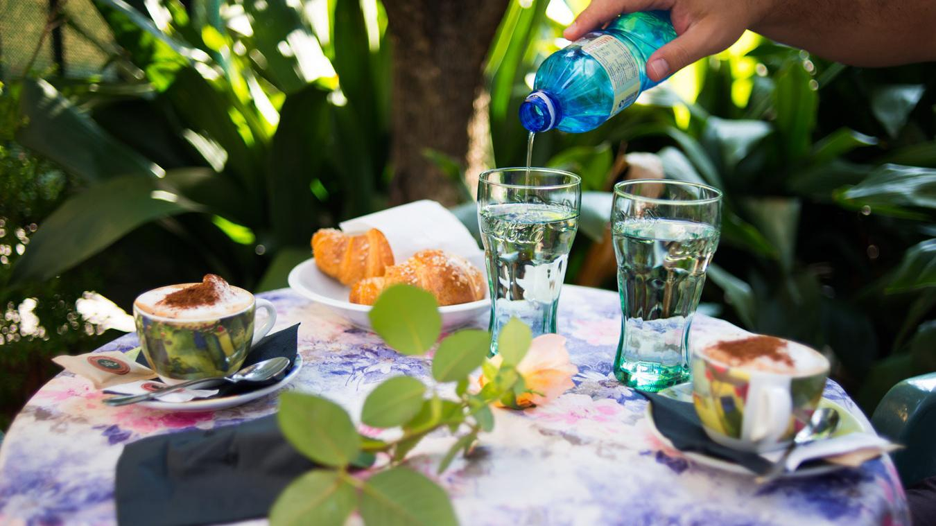 Кому нельзя пить минеральную воду
