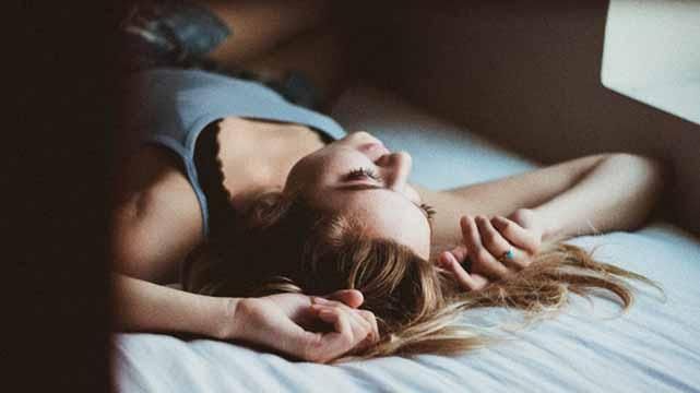 Как полезно спать: позы для сна, которые не навредят