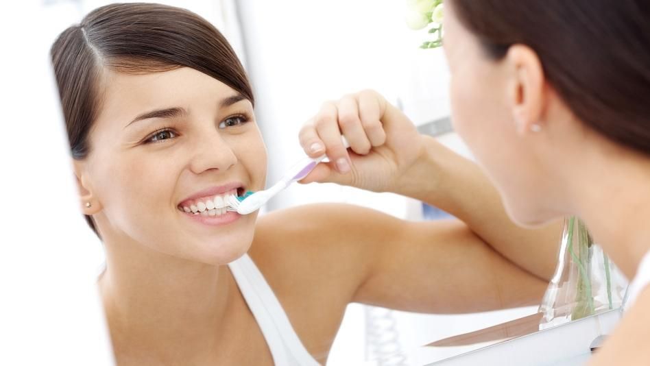 5 порад, як знизити чутливість зубів