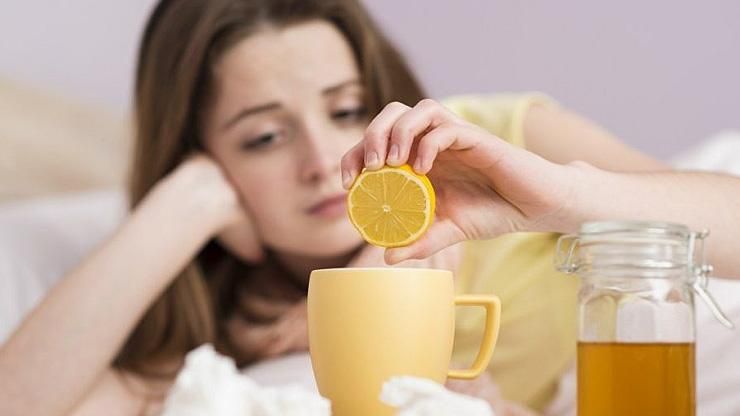 Почему нельзя пить горячие напитки во время простуды: интересные факты