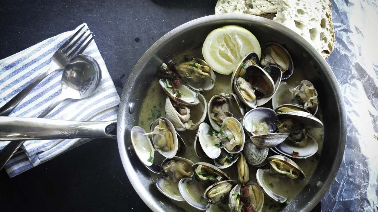 Что нужно есть женщинам для улучшения сексуальной жизни