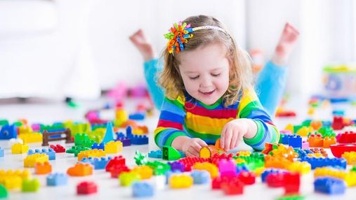 Какие игрушки вредят здоровью малыша: перечень