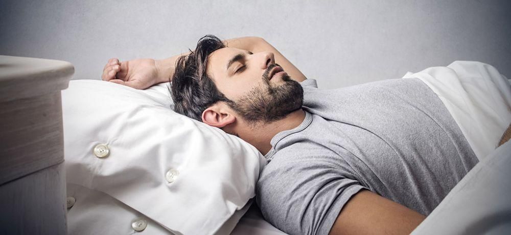 Чем грозят здоровью недостаток и избыток сна: данные ученых