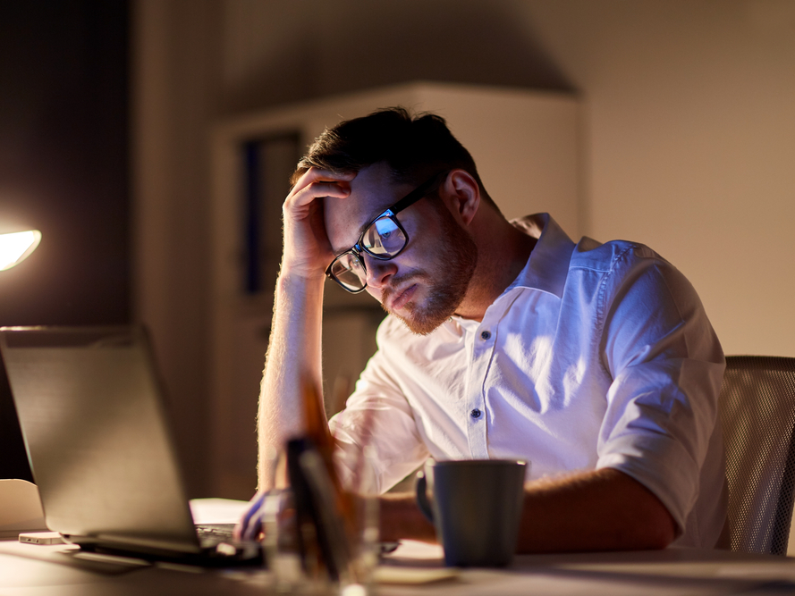 Как защитить глаза от компьютера: советы как уберечь зрение