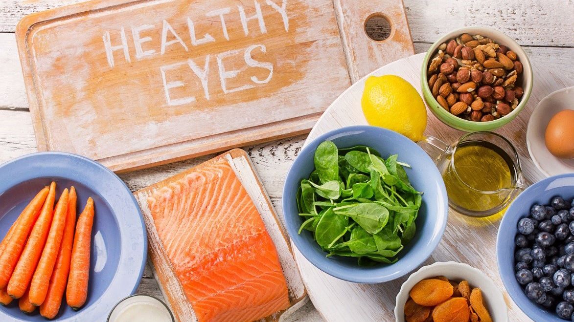 Какие витамины способны улучшить зрение: перечень
