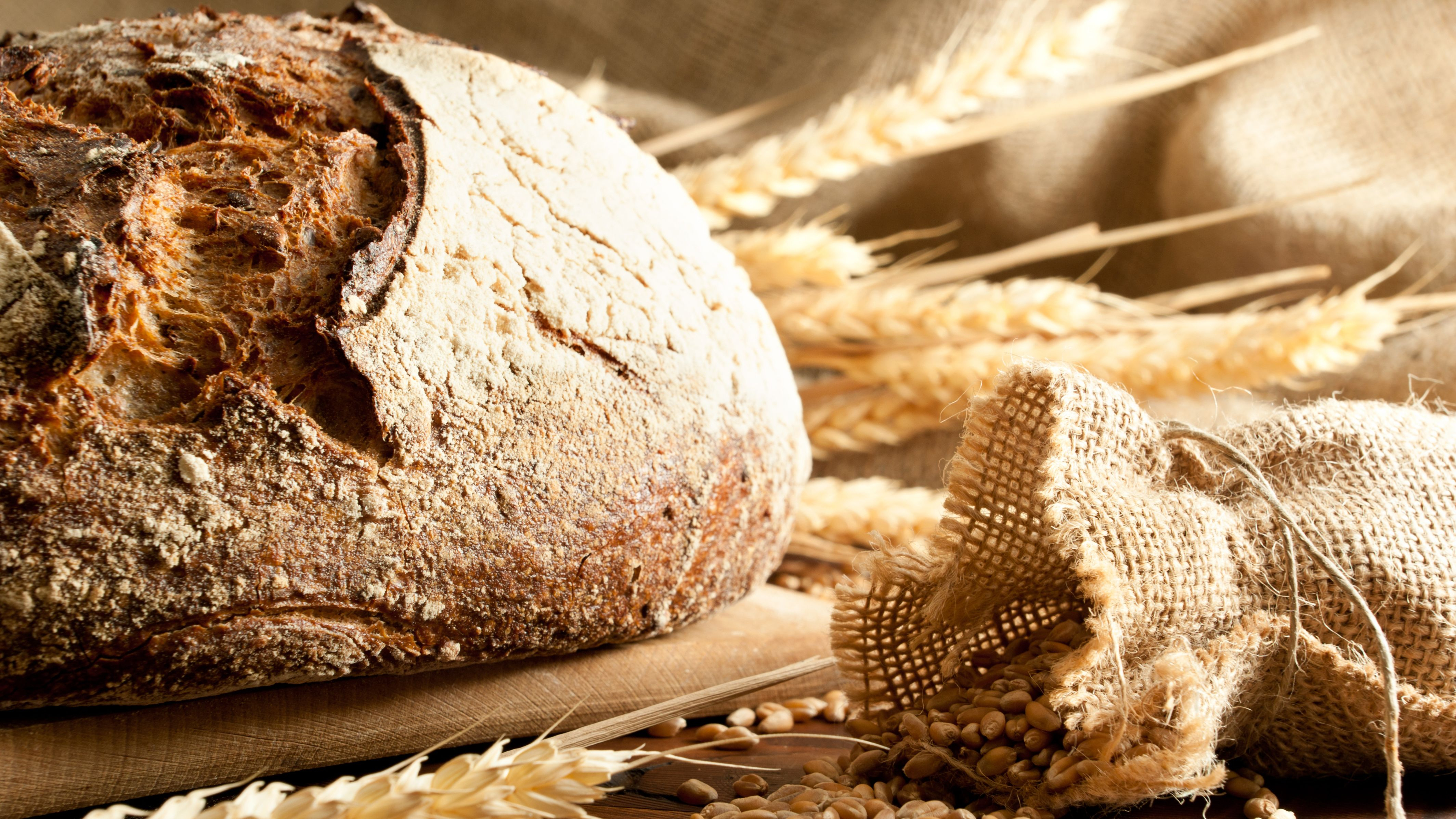 Диетолог рассказала, почему необходимо есть хлеб