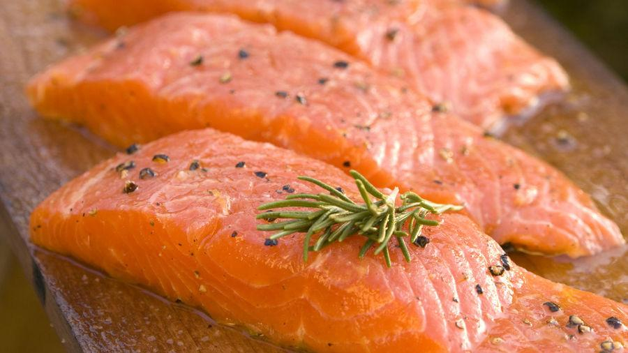 Красная рыба в супермаркете - опасность и вред