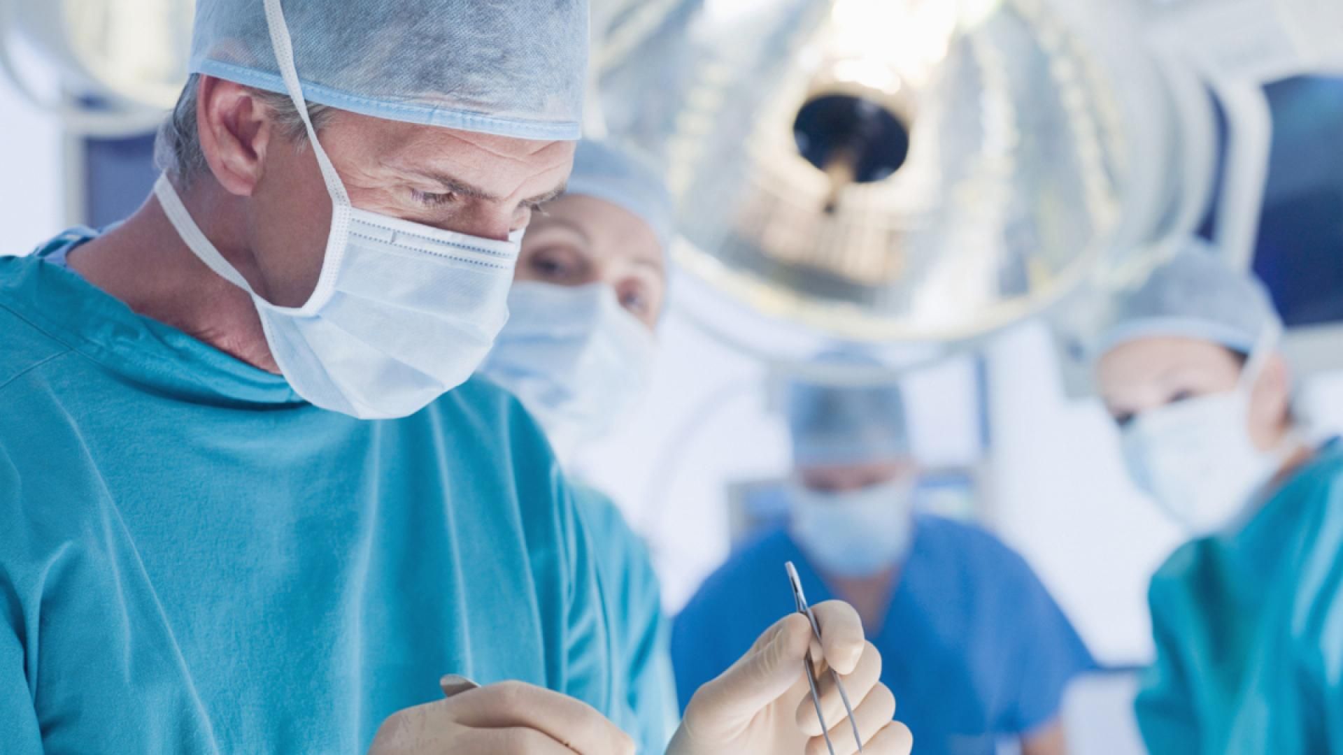 Пластические операции - осложнения, опасности и последствия Пластические операции - осложнения, опасности и последствия