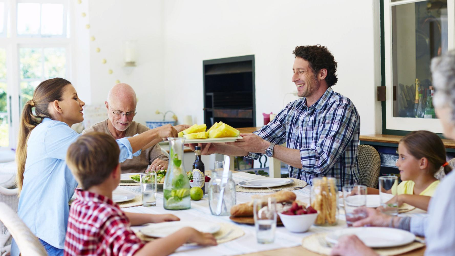Что нельзя делать на полный желудок