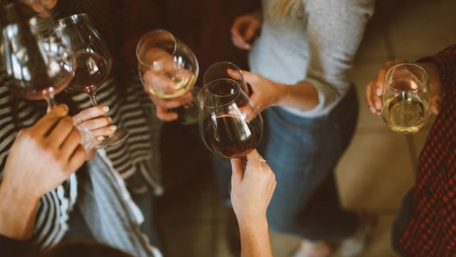 Яке вино може позитивно впливати на тривалість життя