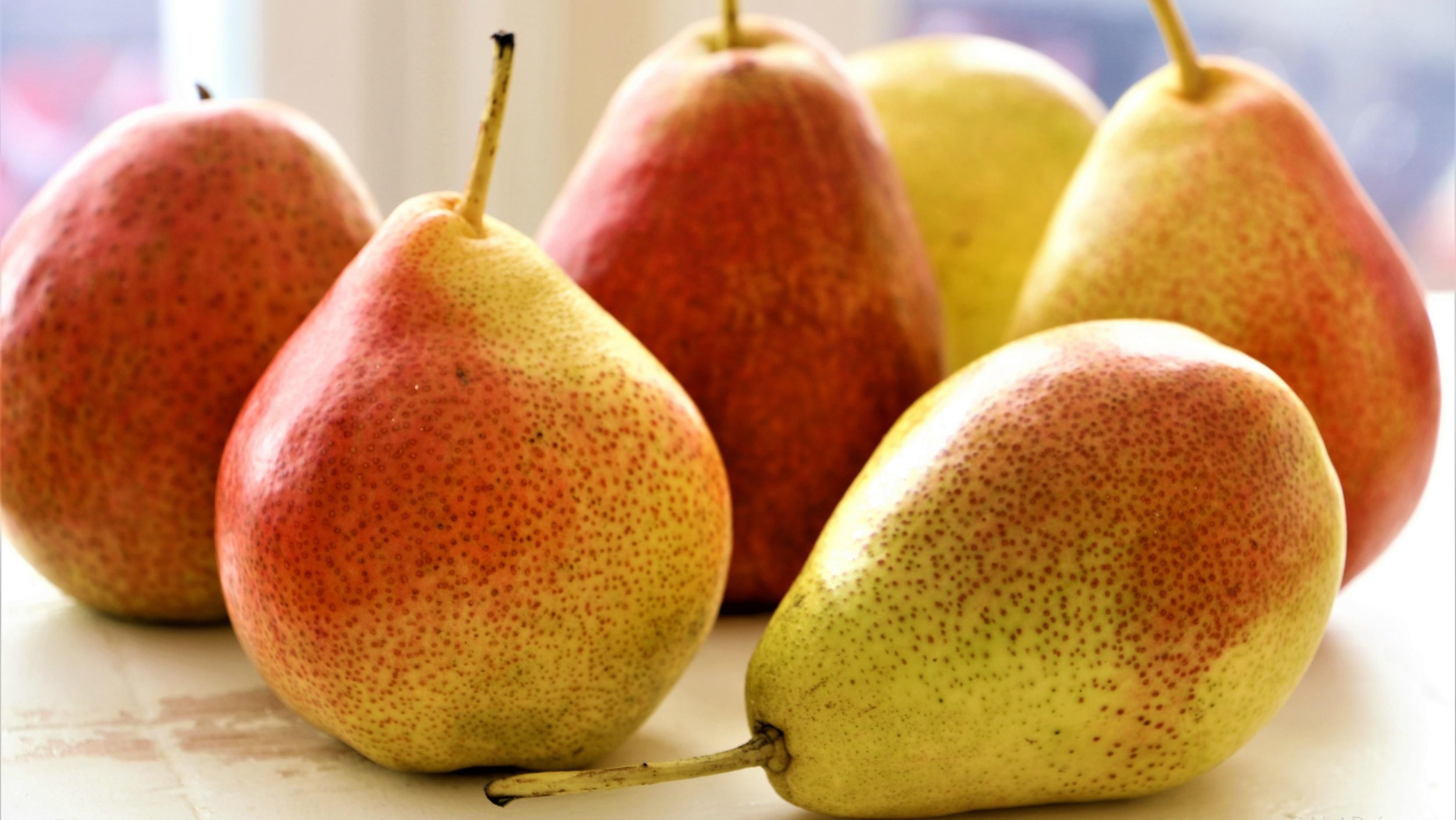 Груша - користь фрукта і вплив груші на організм