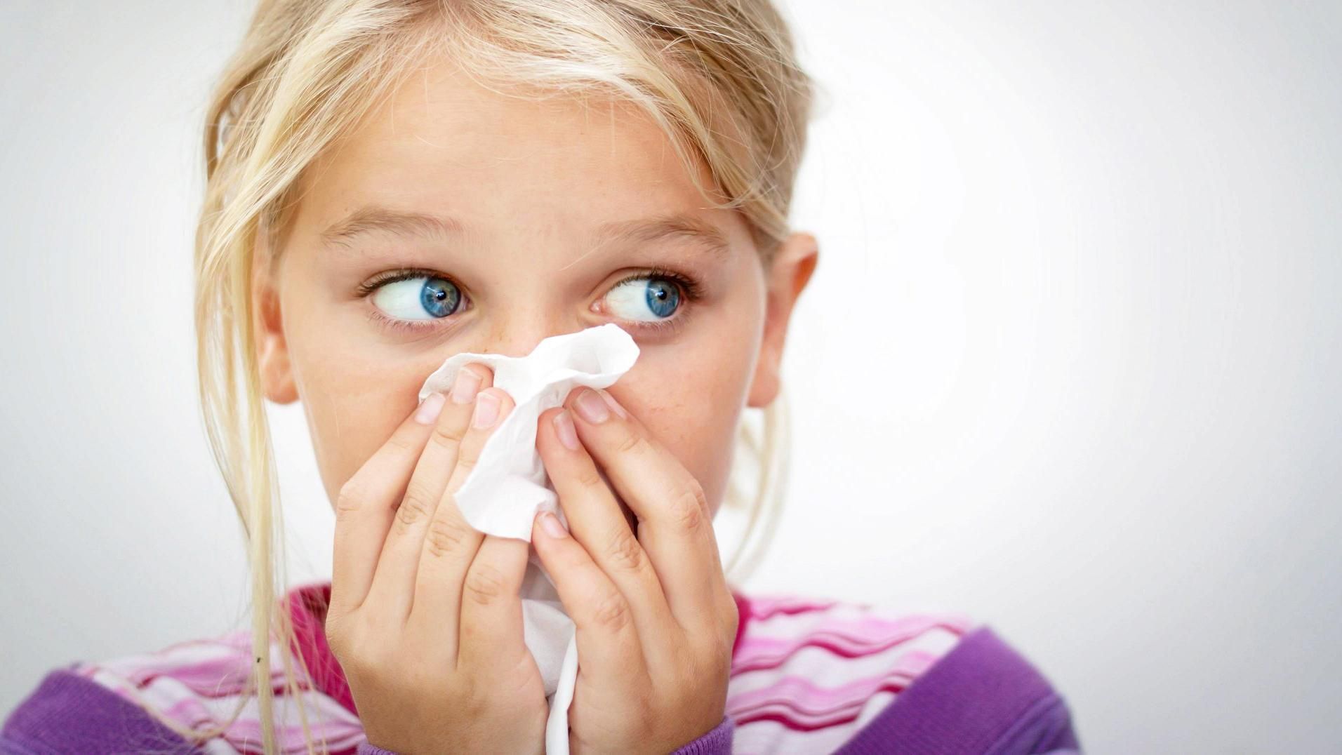 4 причини, чому у дитини йде кров носом