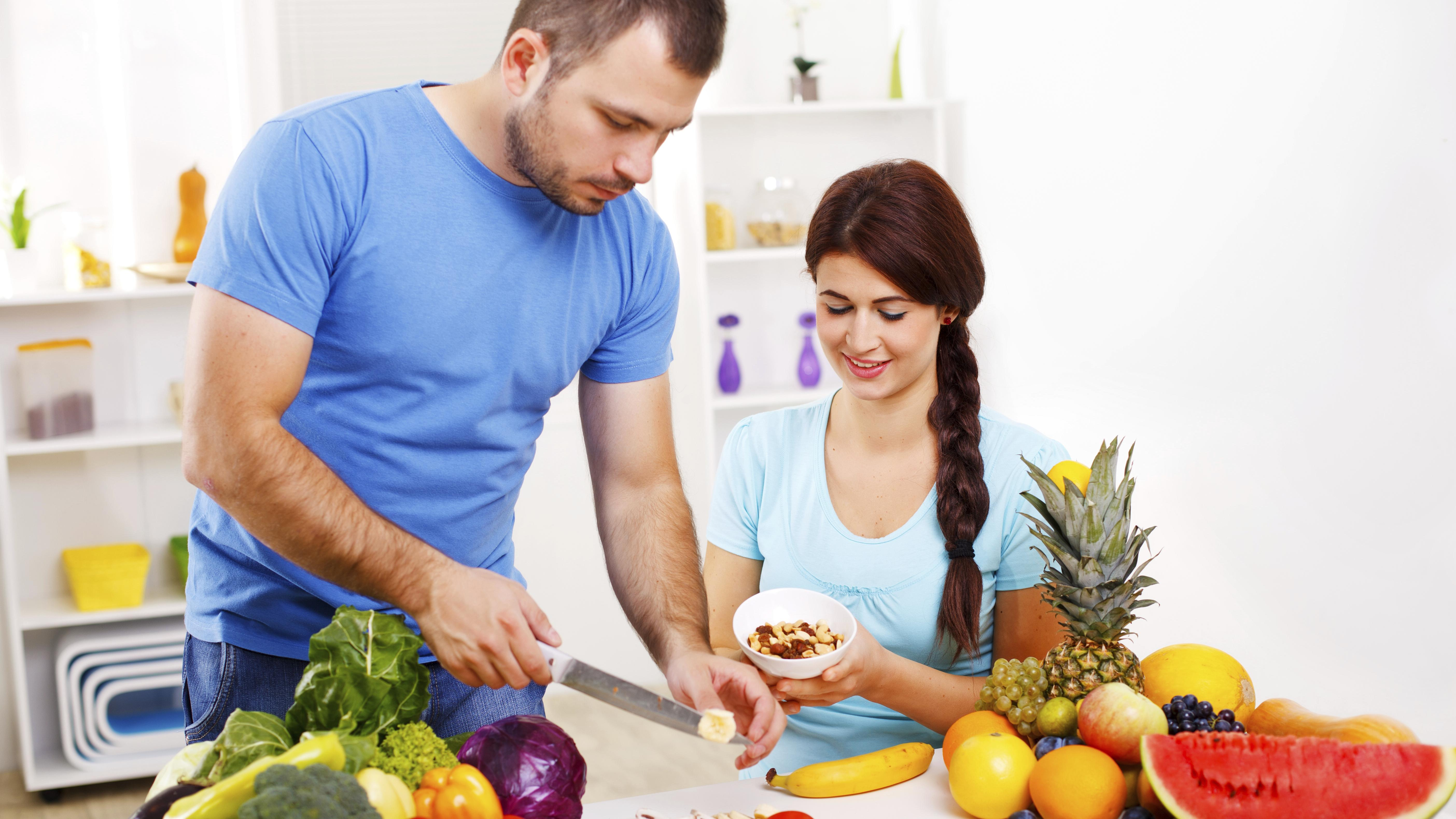 Можно ли есть слишком много фруктов и овощей: ответ эксперта