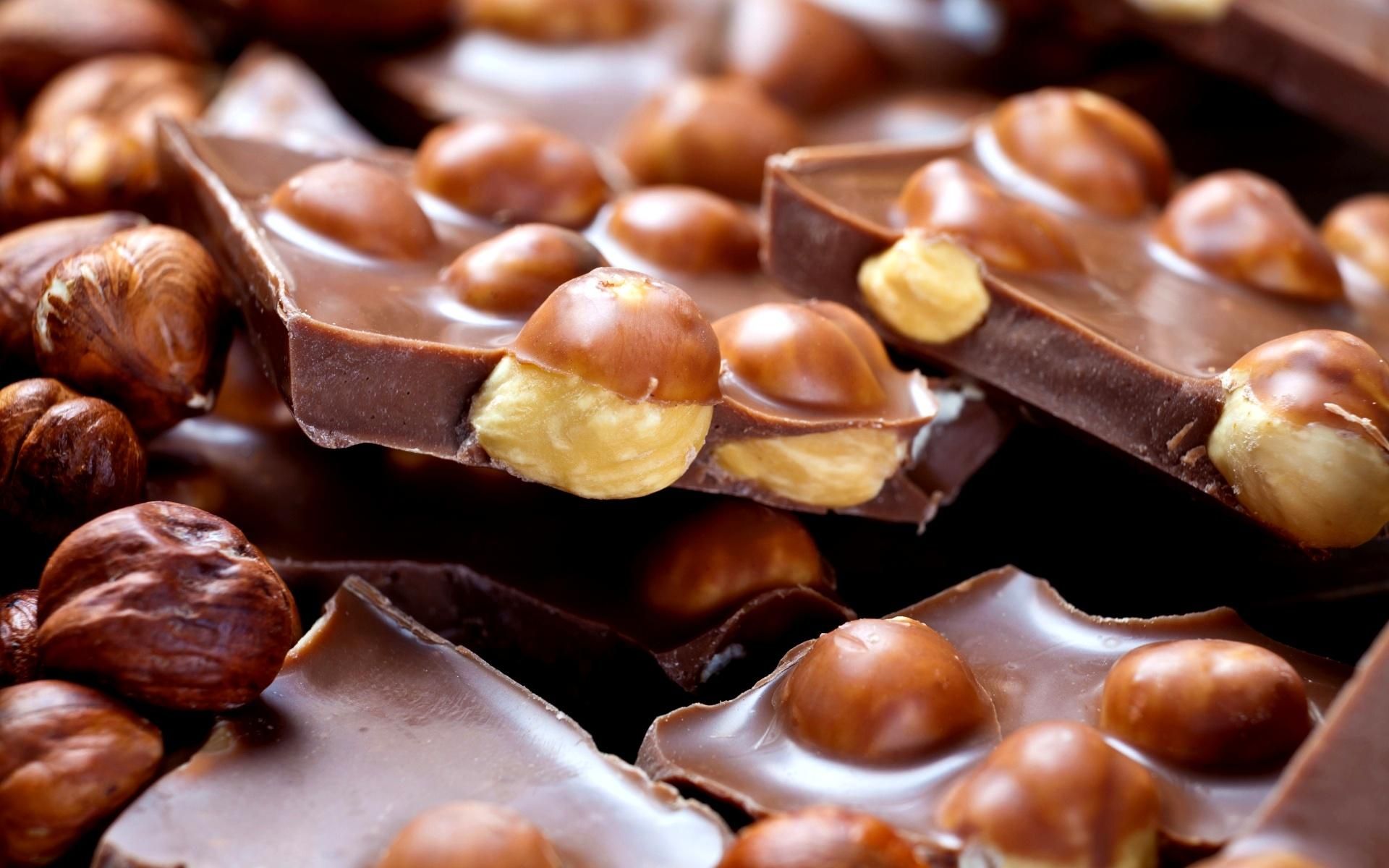 Що станеться, якщо з'їсти забагато шоколаду: приголомшливі наслідки