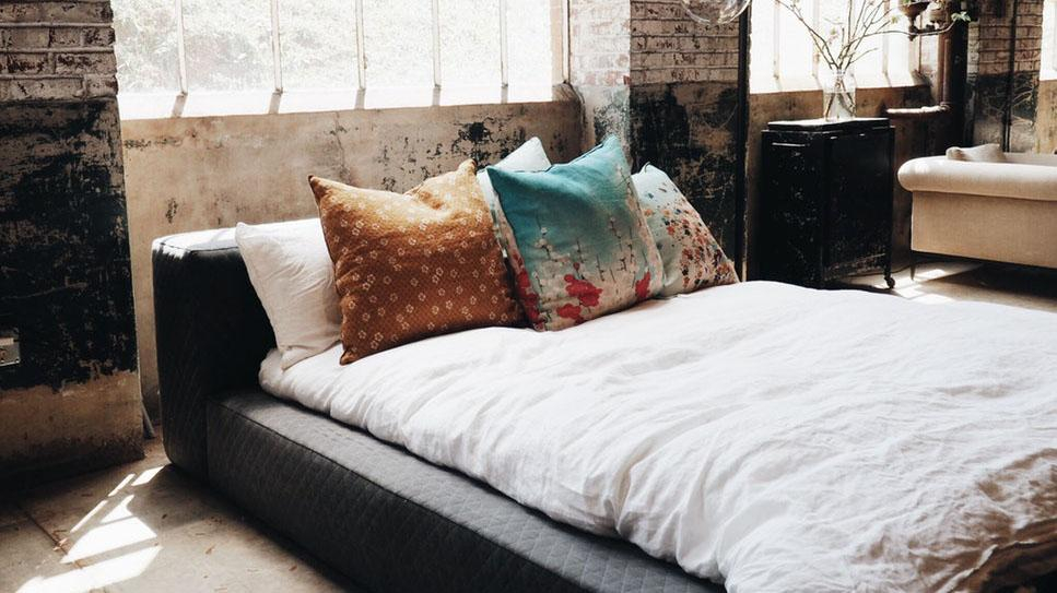 Как подушка влияет на качество сна: интересные факты