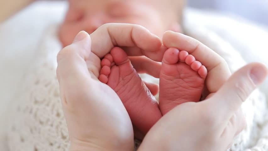 Почему молодые семьи не спешат заводить детей