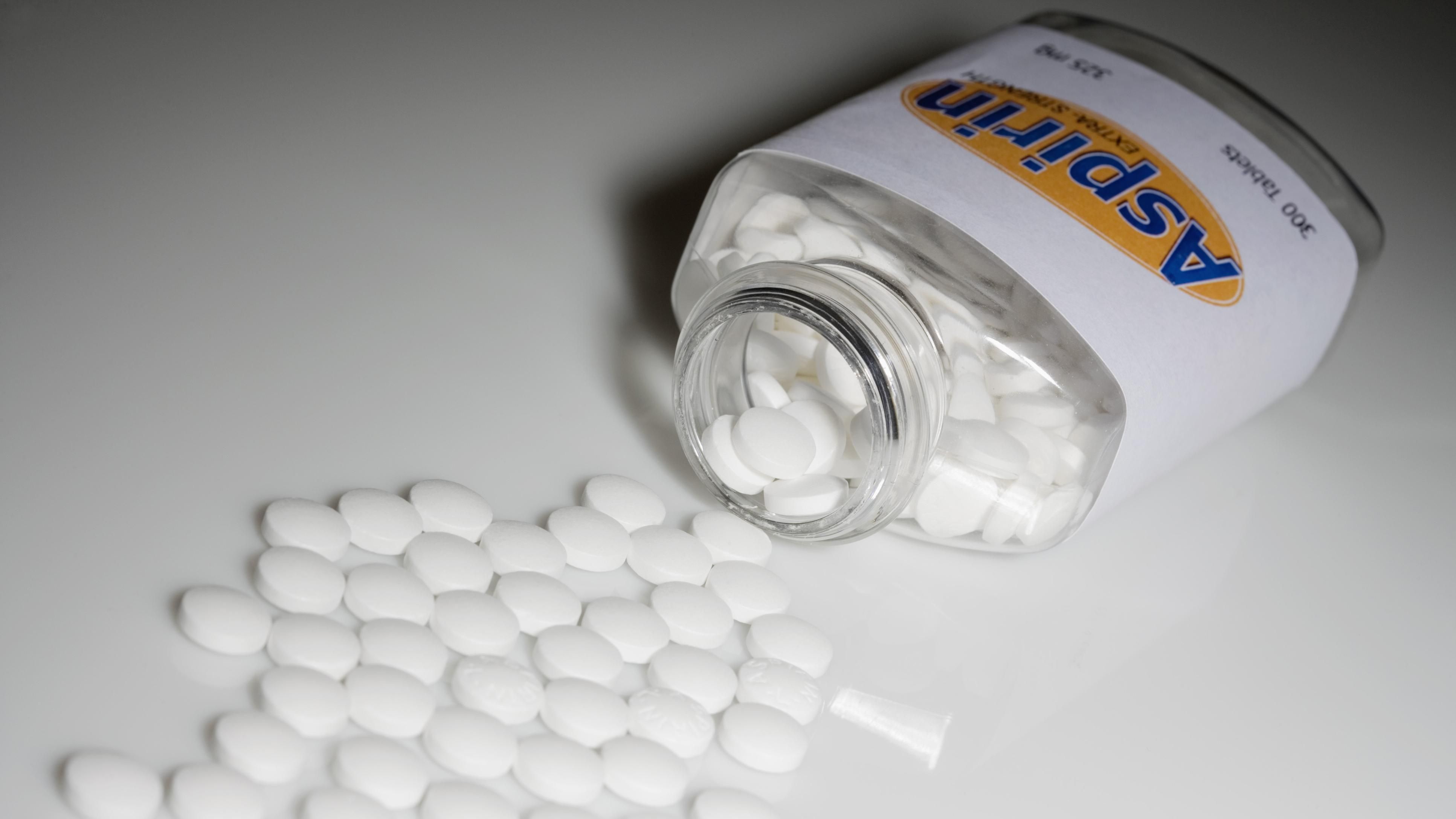 Медики подвергли критике эффективность аспирина