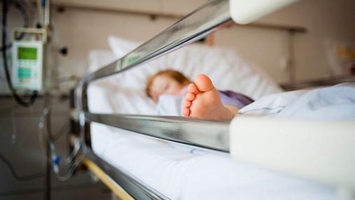 На Закарпатті зафіксовано спалах менінгококової інфекції: померла дитина