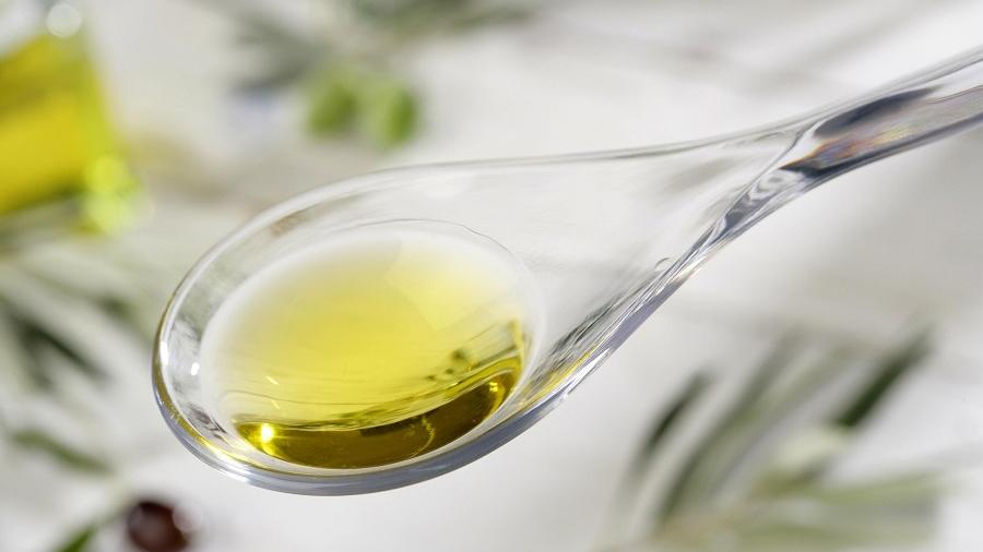 Кому противопоказано употреблять масло на голодный желудок