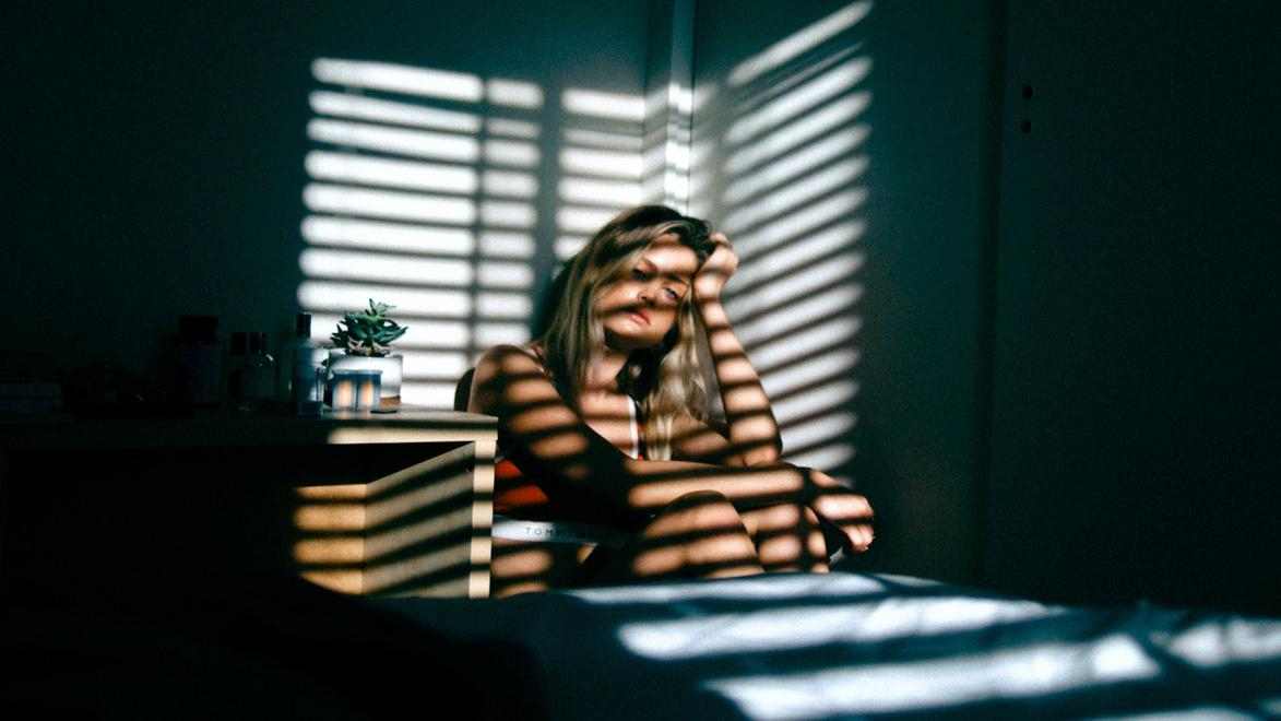 Какой скрытый симптом указывает на депрессию