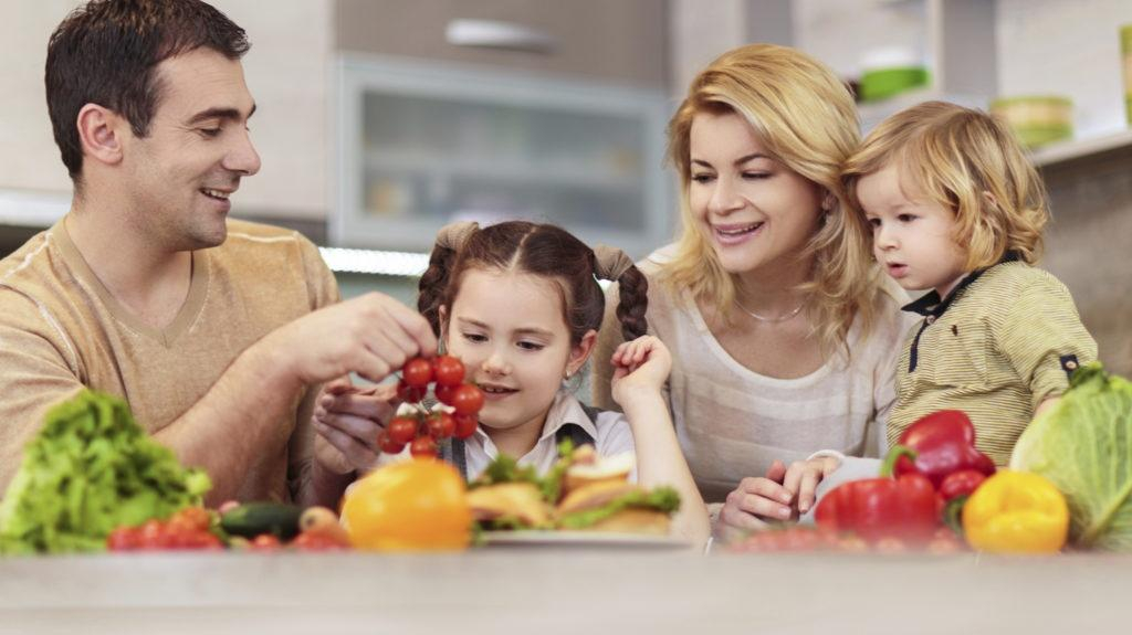 От кого из родителей ребенок наследует ожирение