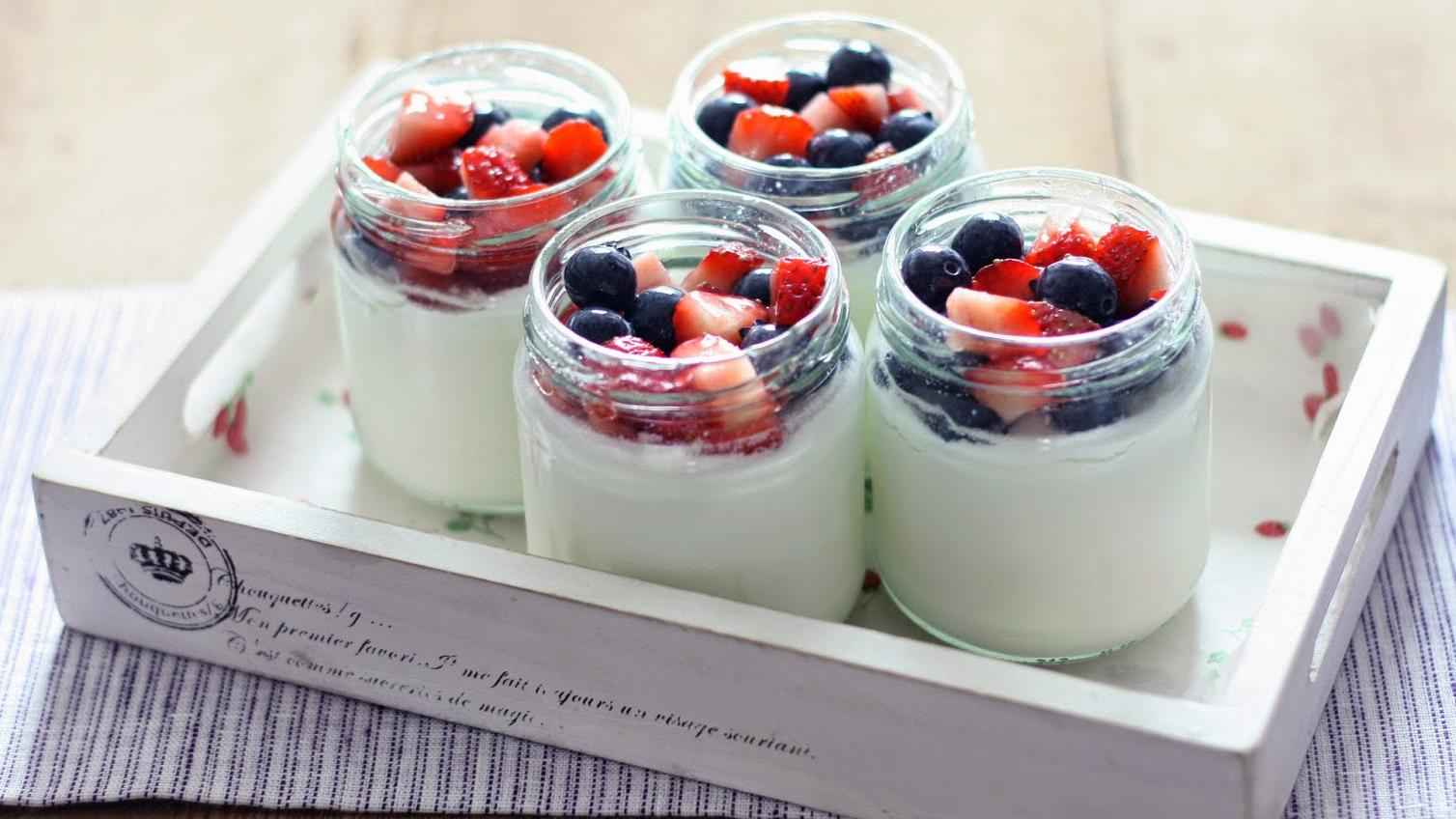 Назвали скрытую опасность йогуртов