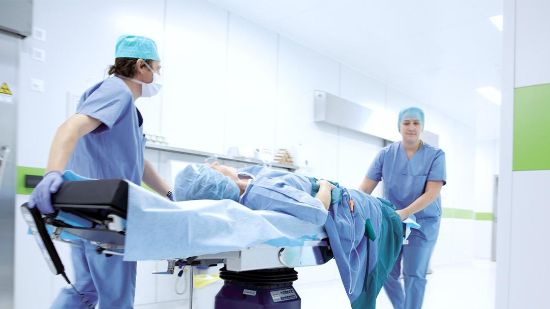 Можно ли перевозить пациента ногами вперед: объяснения Супрун