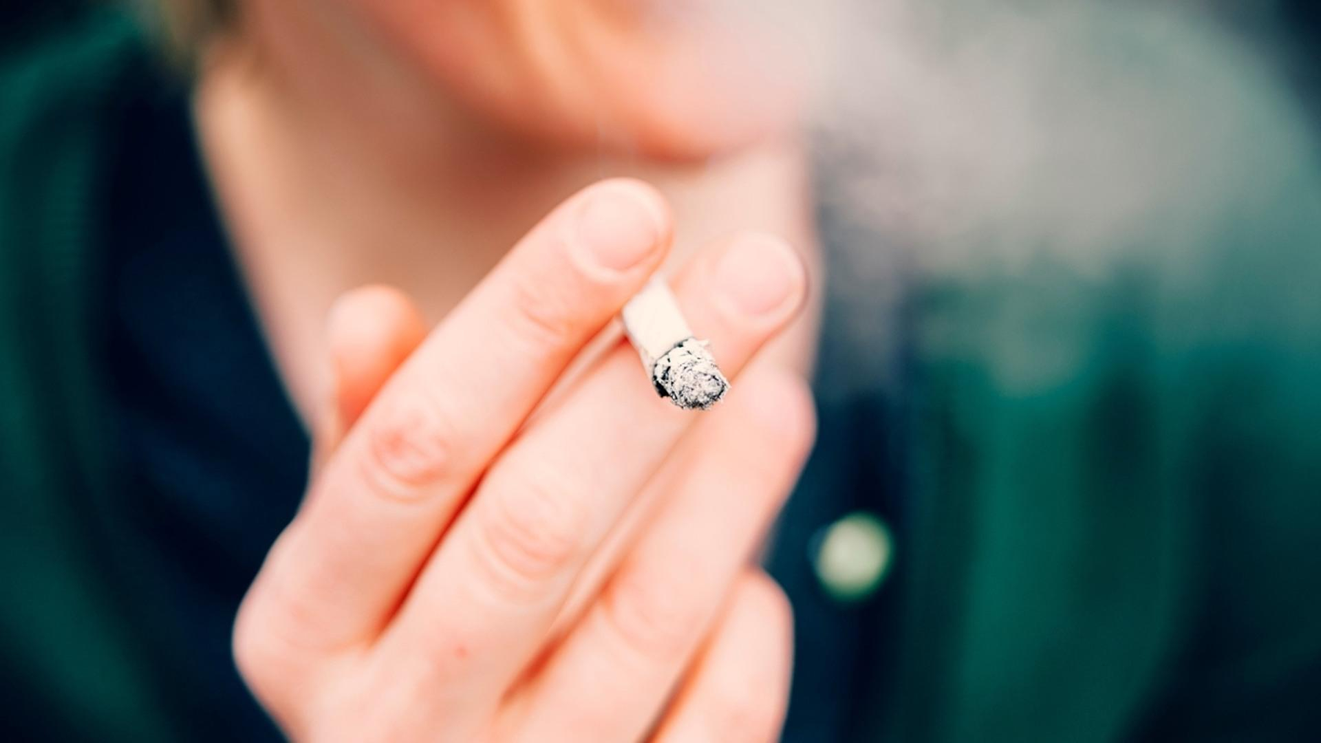 Назвали опасную болезнь, которая возникает из-за курения