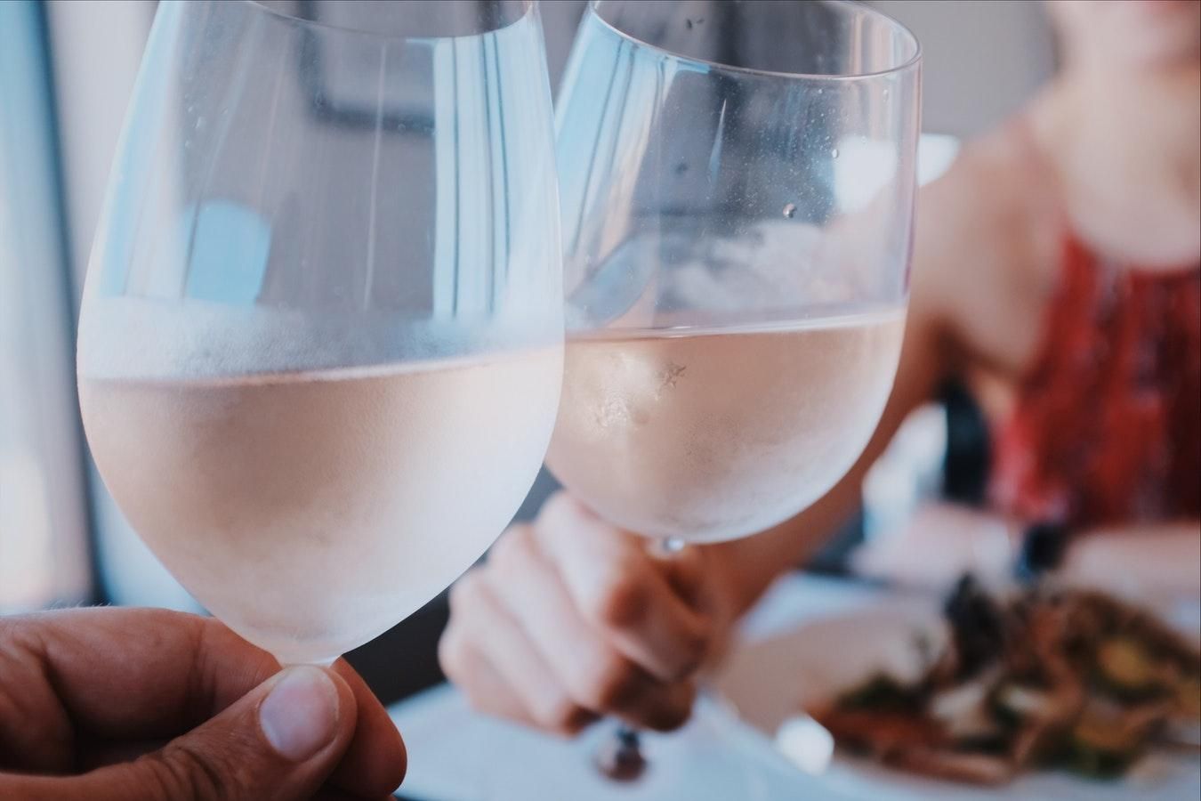 Ученые опровергли миф о пользе вина