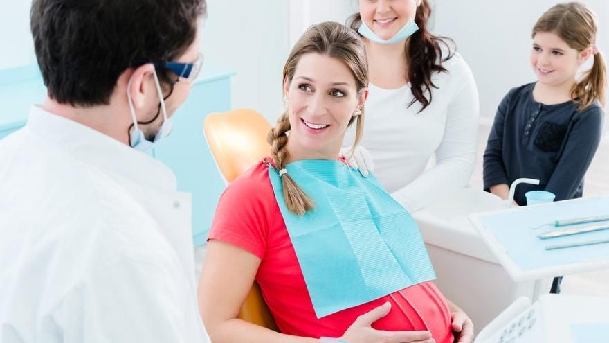 Какие стоматологические процедуры нельзя делать беременной
