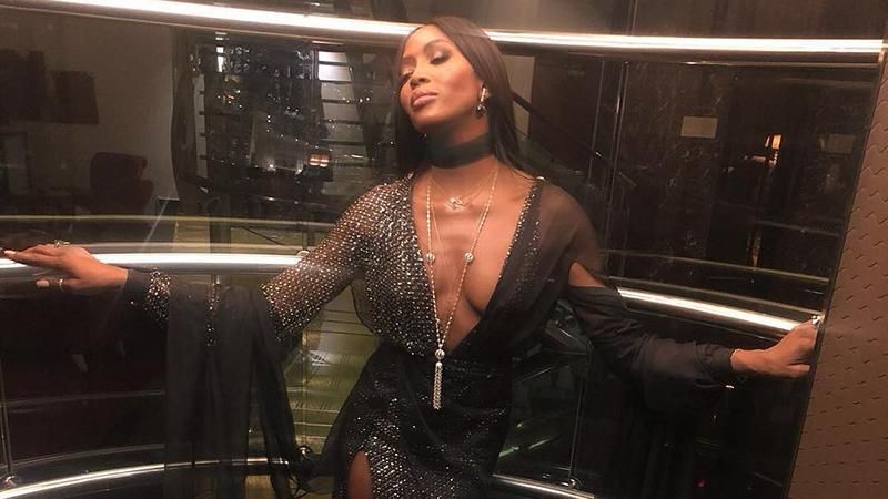 Як Наомі Кемпбелл підтримує струнке тіло у формі: відео Як Наомі Кемпбелл підтримує струнке тіло у формі: відео