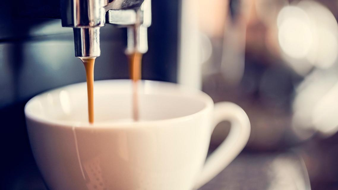 Назвали напиток, который уменьшит риск развития болезней Альцгеймера и Паркинсона