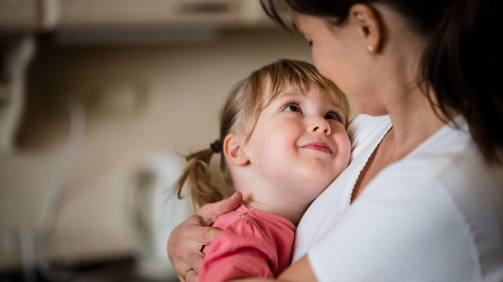 Дети наследуют брачное поведение матери, – ученые