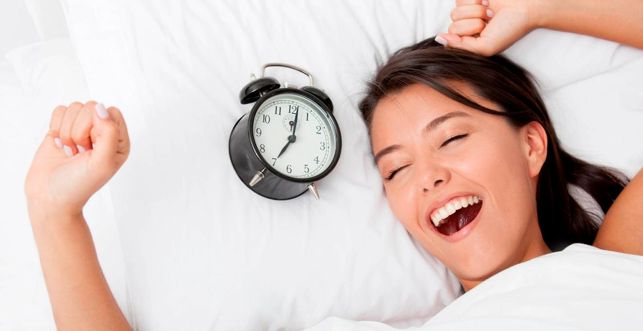 Почему стоит спать голышом: 5 причин