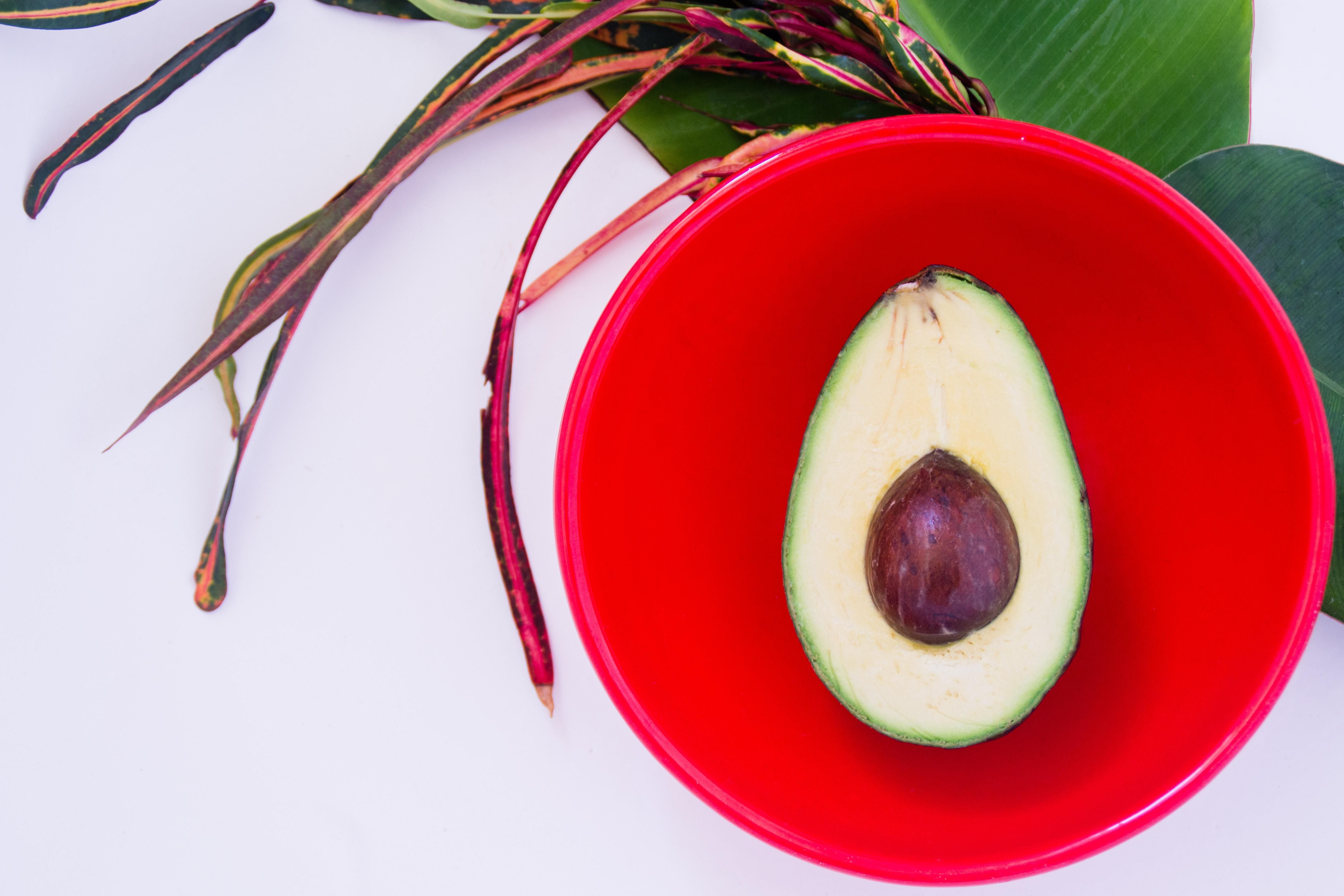 Чем полезно авокадо: свойства, витамины, калорийность