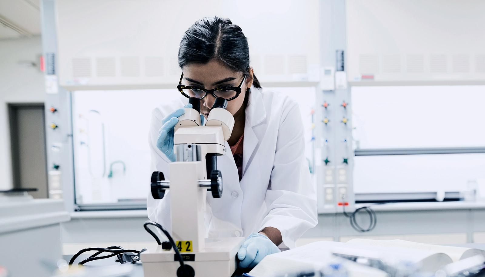 Ученые создали клетки, которые уничтожают рак