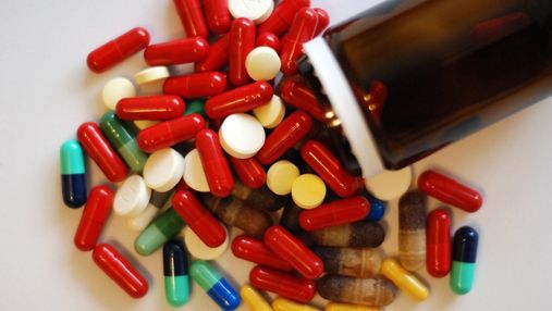 Сколько денег украинцы потратили на неэффективные лекарства