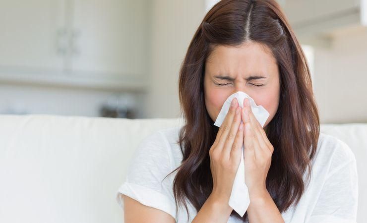 У США жінка через полоскання носа підхопила смертельну амебу, яка знищила її мозок У США жінка через полоскання носа підхопила смертельну амебу, яка знищила її мозок